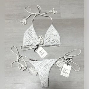 SOLD Acacia crochet set petite